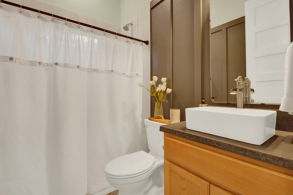 6114 E Bluff Ct MLS-43