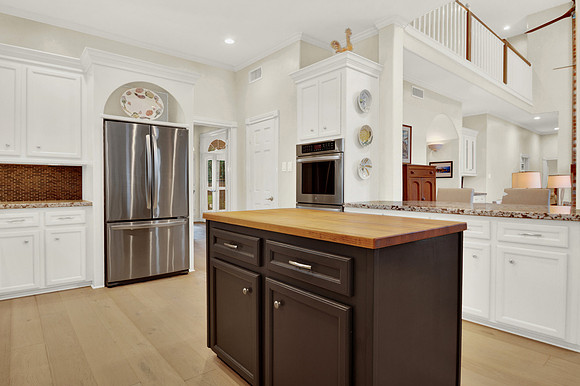 13718 Gainesway Dr HR-27