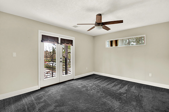 107 Cloverdale HR-17