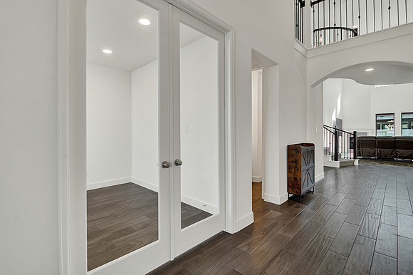 21011 Preakness Stakes Trail MLS-7