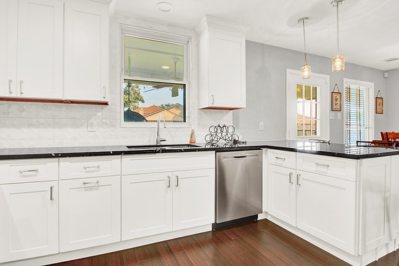 7210 Village Lake Dr HR-24