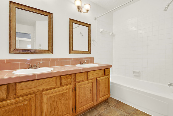 16119 Lakestone Dr MLS-22