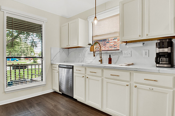 11415 Hemington Dr HR-7