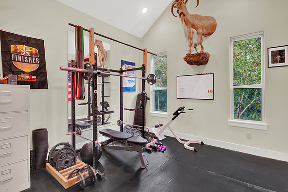 6114 E Bluff Ct HR-44