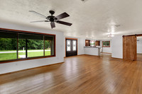 307 Carrell St HR-16