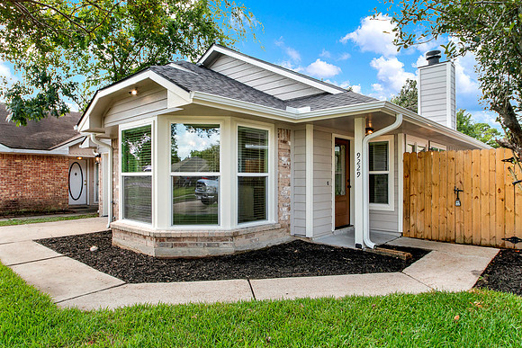 9229 Waving Fields Dr MLS-3