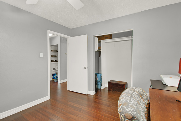 7210 Village Lake Dr HR-31