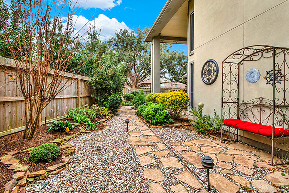 20307 Oakmoss Ct HR-9