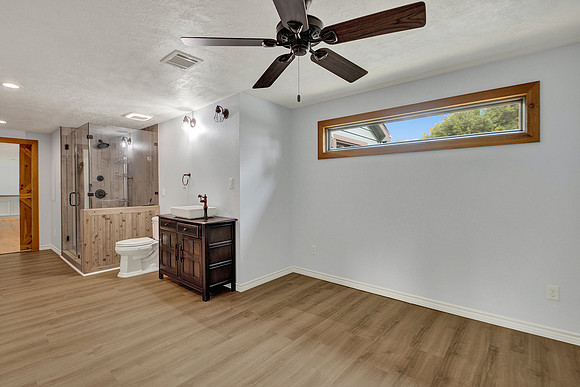 307 Carrell St MLS-23