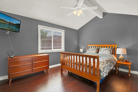 7210 Village Lake Dr MLS-28