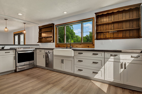 307 Carrell St HR-19