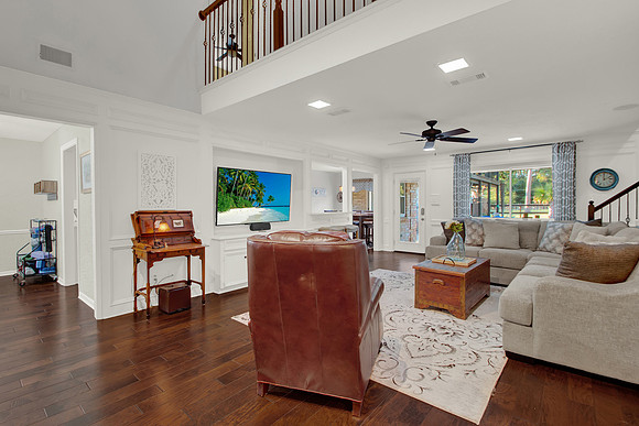 1722 Camille St HR-27