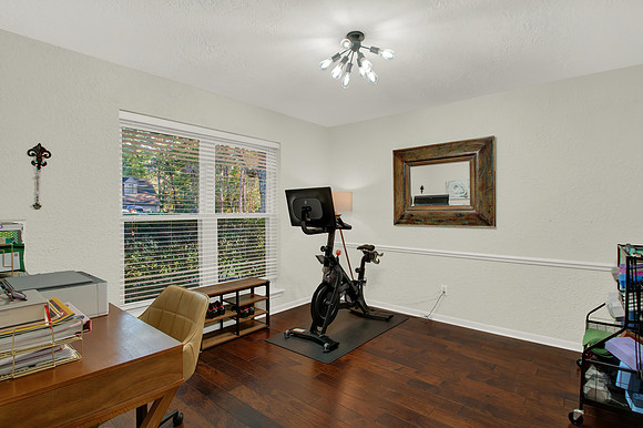 1722 Camille St HR-31