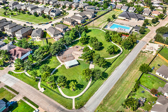 7210 Village Lake Dr MLS-7