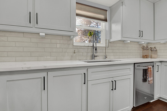1722 Camille St HR-34