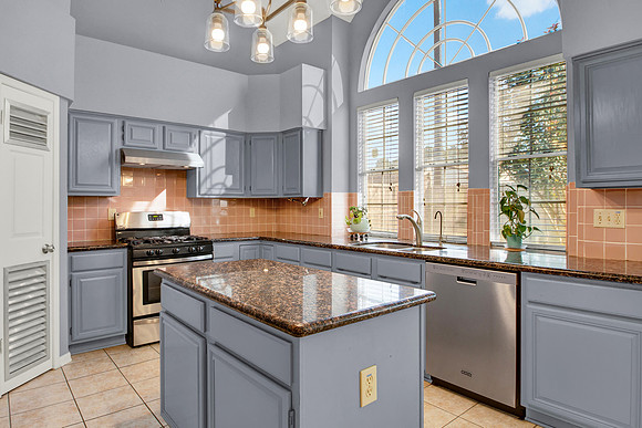 16119 Lakestone Dr MLS-7