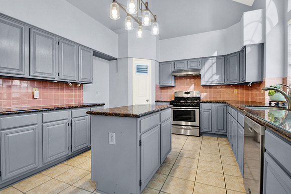 16119 Lakestone Dr HR-11