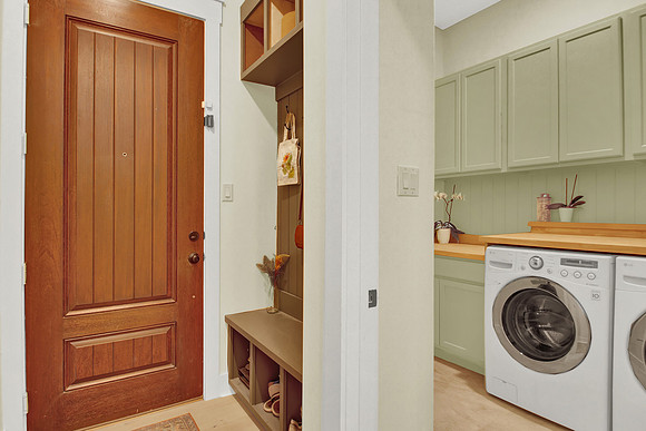 6114 E Bluff Ct MLS-41