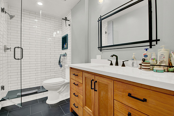7210 Village Lake Dr MLS-27