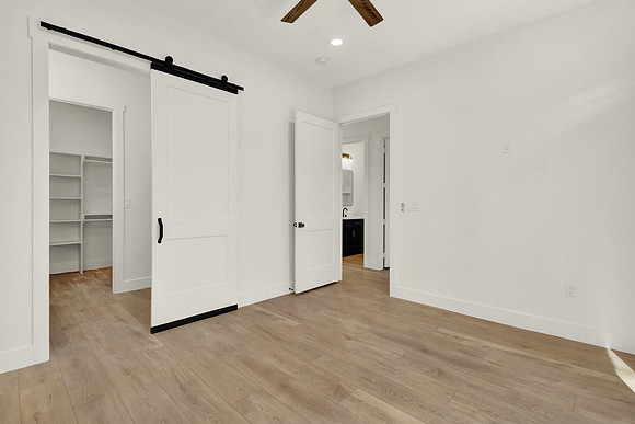 613 S Cherry St HR-21