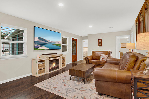 22107 Cardinal Ln MLS-17