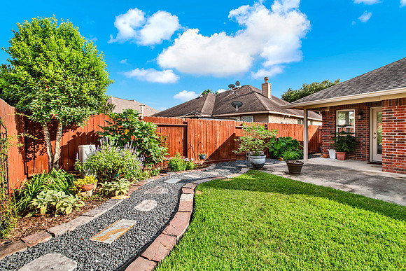 9226 Fernwillow Dr HR-8