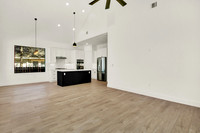 613 S Cherry St MLS-5