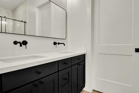 613 S Cherry St HR-23