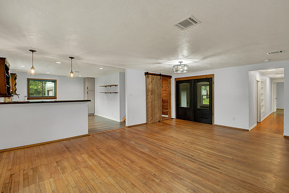 307 Carrell St HR-13