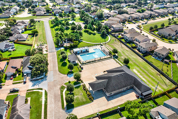 7210 Village Lake Dr MLS-4