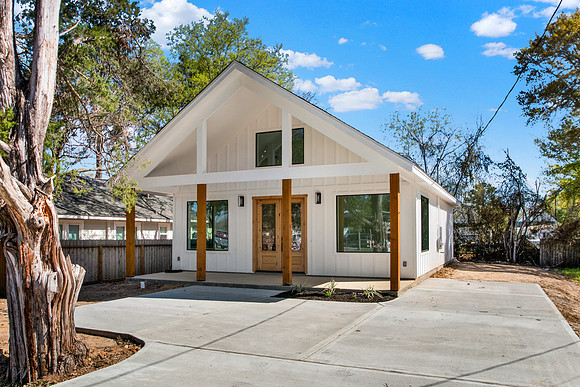 613 S Cherry St HR-2