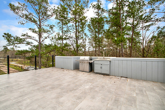 107 Cloverdale HR-26