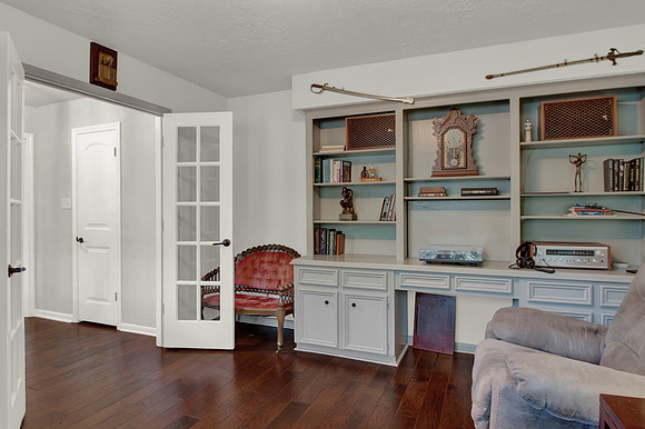 1722 Camille St HR-26